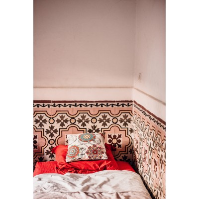 RED BED LINEN SET (2 pillowcases, bed sheet, duvet cover) RED BED LINEN SET (2 pillowcases, bed sheet, duvet cover)